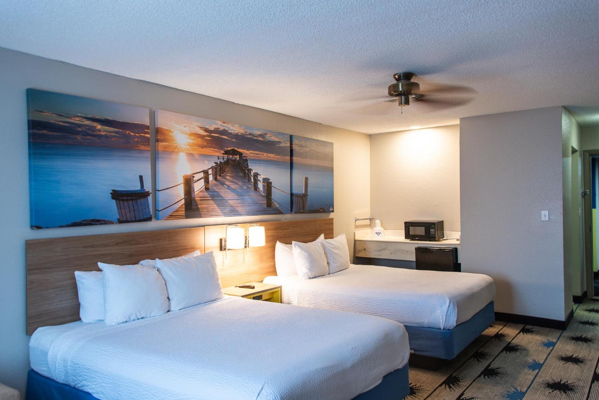 Hotel Days By Wyndham Troy