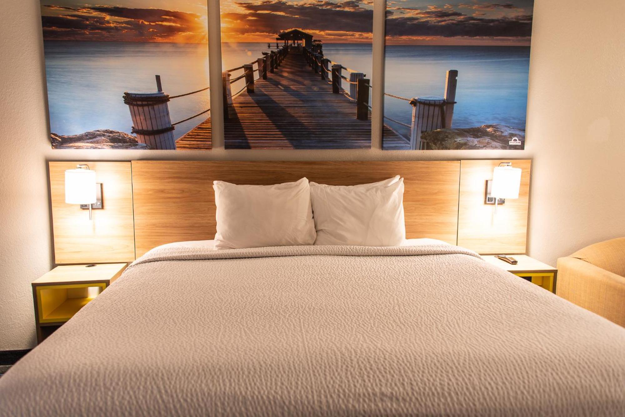 Days By Wyndham Hotel 2*